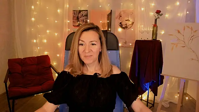 DonnaSmitth online show from 12-05-25, 01:10