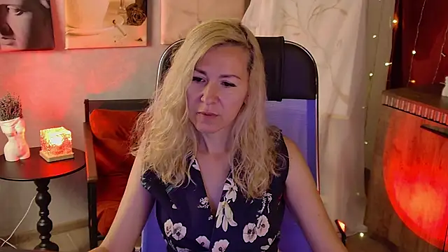 DonnaSmitth online show from 06-30-26, 10:21