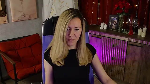 DonnaSmitth online show from 05-14-26, 06:49