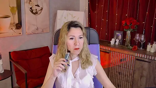 DonnaSmitth online show from 04-24-26, 06:54