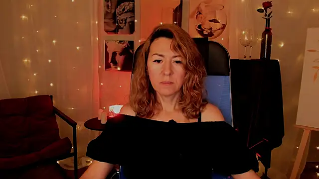 DonnaSmitth online show from 11-29-25, 10:04