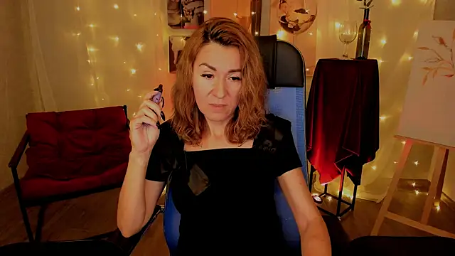 DonnaSmitth online show from 11-10-25, 04:12