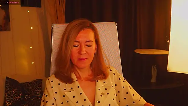 DonnaSmitth online show from 10-23-25, 03:54