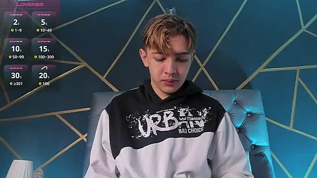 Lian Miller1  online show from 04-03-26, 12:55