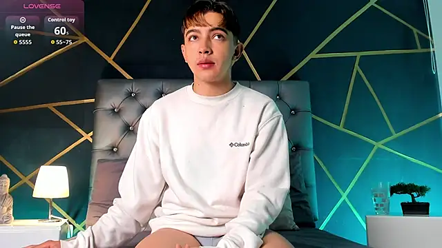 Lian Miller1  online show from 03-13-26, 12:21