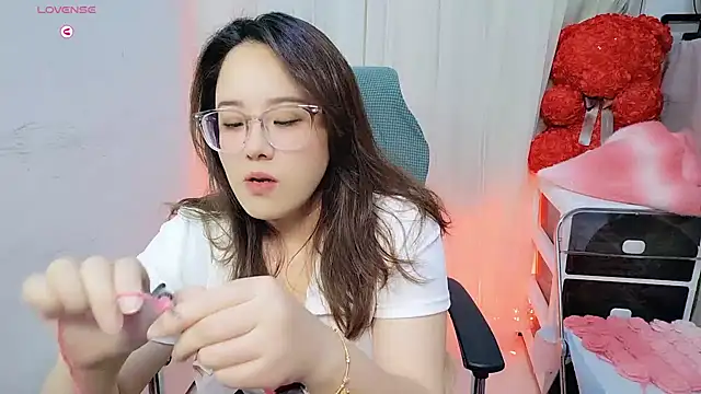 NEWONETO online show from 11-06-25, 01:15