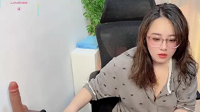 NEWONETO online show from 12-14-25, 12:33