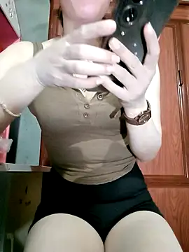 LenaCii online show from 10-27-25, 04:30