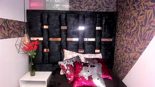 Issa Milf   online show from 01-19-26, 02:21