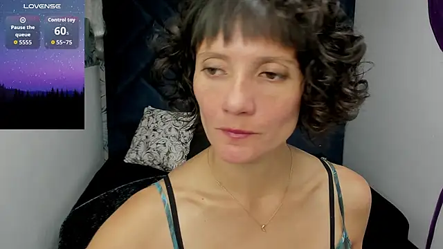 Valery More   online show from 10-09-25, 01:22