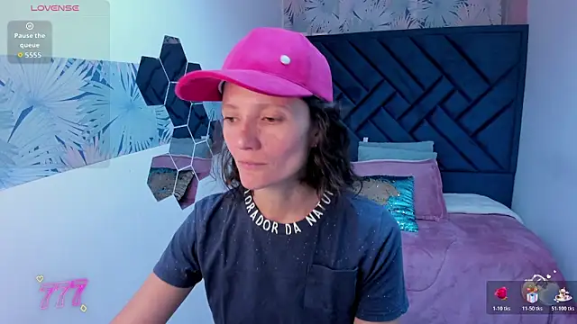 Valery More   online show from 05-31-26, 01:17