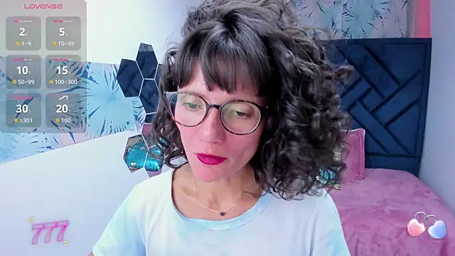 Valery More   online show from 04-29-26, 05:30
