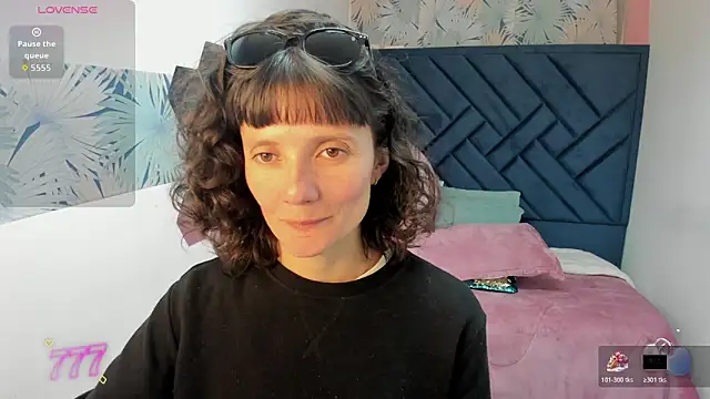 Valery More   online show from 06-03-26, 02:18