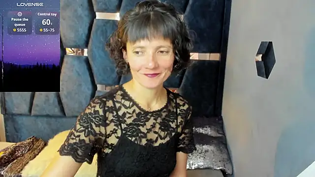 Valery More   online show from 10-08-25, 07:47