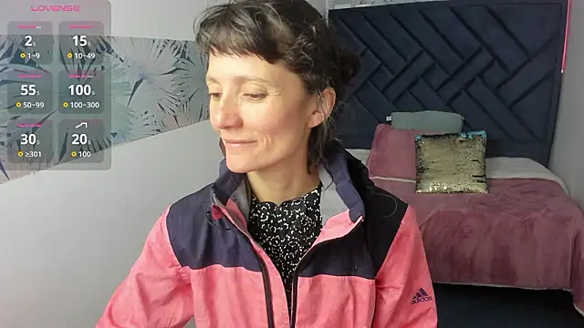 Valery More   online show from 03-18-26, 01:13