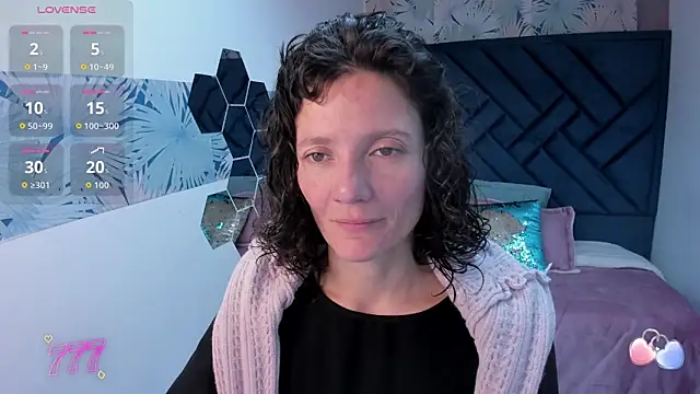 Valery More   online show from 05-29-26, 01:17