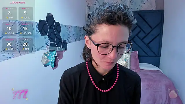 Valery More   online show from 05-25-26, 11:42