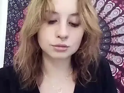 AdalynKiss online show from 10-10-25, 05:19