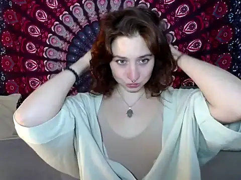 Snapshot of AdalynKiss chatting on 06-07-26, 06:29 AdalynKiss online show from 06-07-26, 06:29