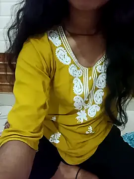 Snapshot of Meenu_rani6 chatting on 10-19-25, 04:26 Meenu rani6 online show from 10-19-25, 04:26