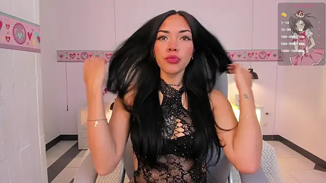 Snapshot of AndreaG_ chatting on 10-10-25, 03:40 AndreaG online show from 10-10-25, 03:40