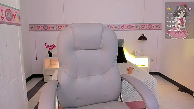 Snapshot of AndreaG_ chatting on 10-09-25, 03:40 AndreaG online show from 10-09-25, 03:40