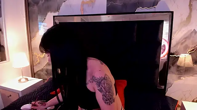 SusanVilla online show from 02-02-26, 07:46