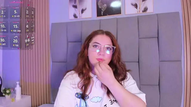 Kandyfrees  online show from 01-13-26, 03:49