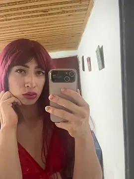 NICOLLE  12 online show from 10-04-25, 12:28