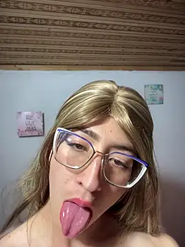 NICOLLE  12 online show from 11-28-25, 02:56