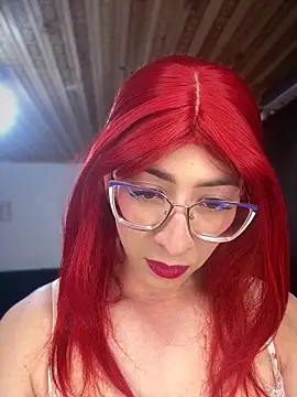 NICOLLE  12 online show from 05-21-26, 04:32