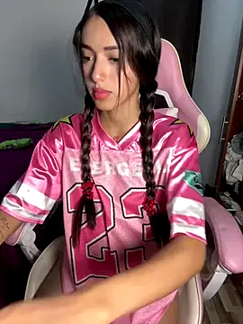 lunaa kiss19 online show from 10-09-25, 03:07
