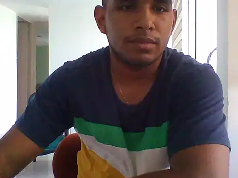jesusacastrop25 online show from 05-14-26, 04:04