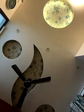 Snapshot of soniyaverma00 chatting on 12-16-25, 06:45 soniyaverma00 online show from 12-16-25, 06:45