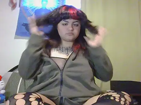 crucifxcked online show from 10-17-25, 11:01