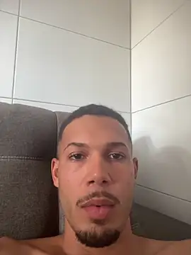 MCLZK online show from 04-13-26, 05:39