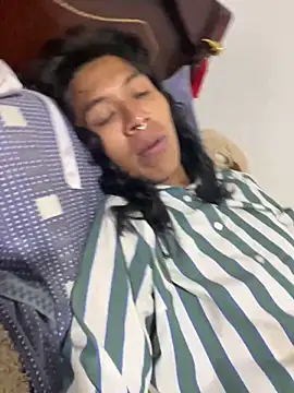 MadamLeRouge online show from 11-14-25, 10:57