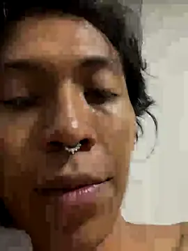 MadamLeRouge online show from 11-26-25, 11:05