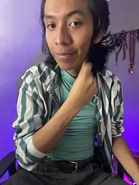 MadamLeRouge online show from 11-05-25, 11:30