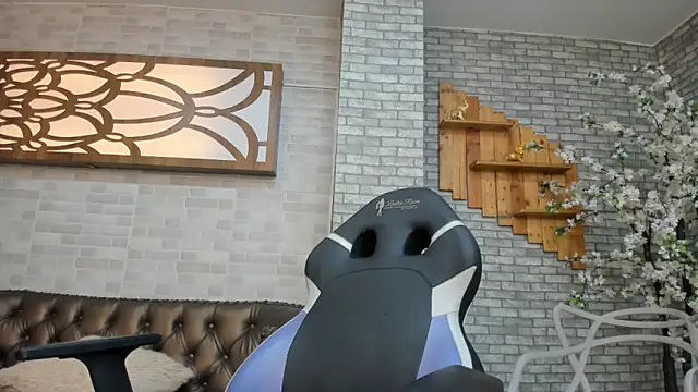 Alisonn Doll online show from 02-02-26, 06:40