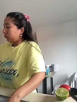 Amelia Rivas online show from 04-23-26, 01:46