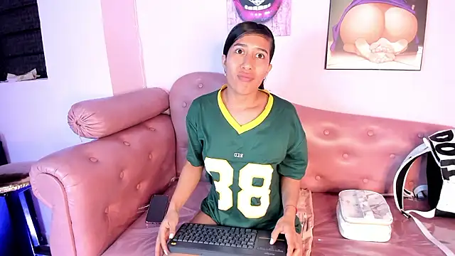 Amelia Rivas online show from 02-12-26, 07:57