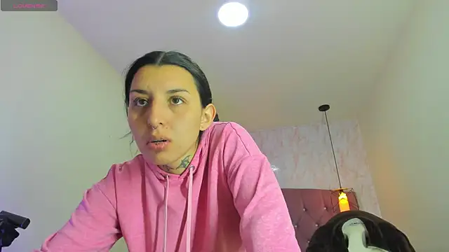 Iris  77 online show from 11-08-25, 07:17