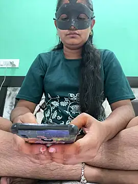 Snapshot of TeluguIshu_teen20 chatting on 07-09-26, 10:48 TeluguIshu teen20 online show from 07-09-26, 10:48