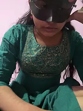 Snapshot of TeluguIshu_teen20 chatting on 12-16-25, 06:12 TeluguIshu teen20 online show from 12-16-25, 06:12