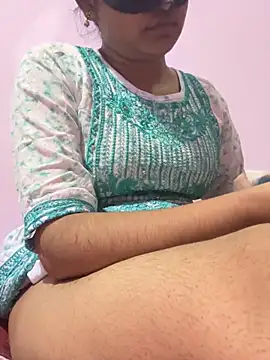 Snapshot of TeluguIshu_teen20 chatting on 11-04-25, 06:44 TeluguIshu teen20 online show from 11-04-25, 06:44