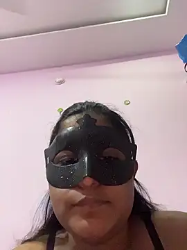 Snapshot of TeluguIshu_teen20 chatting on 02-25-26, 10:48 TeluguIshu teen20 online show from 02-25-26, 10:48