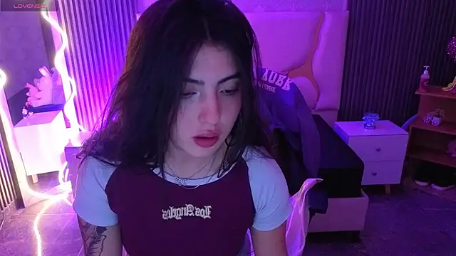 Ixchel tay online show from 05-31-26, 03:56