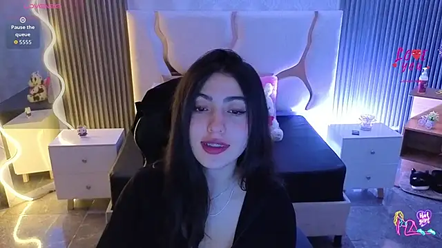 Ixchel tay online show from 05-20-26, 03:36