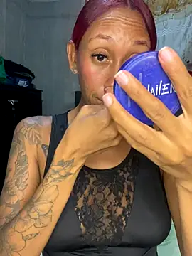 Zasha Romero online show from 12-15-25, 04:40